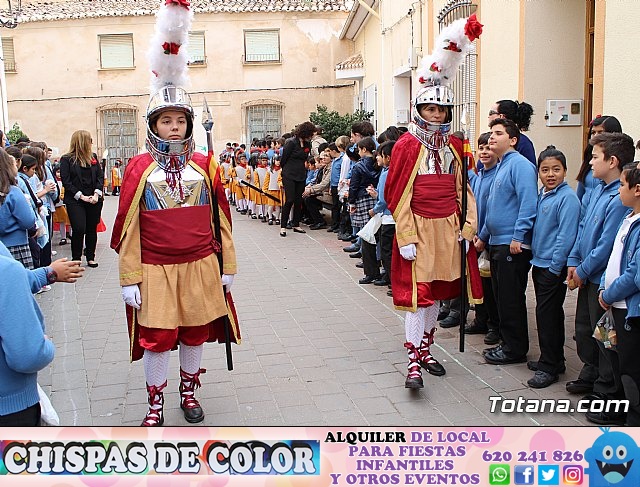 Los Armaos colaboran en la Procesion Infantil del Colegio La Milagrosa  - 12